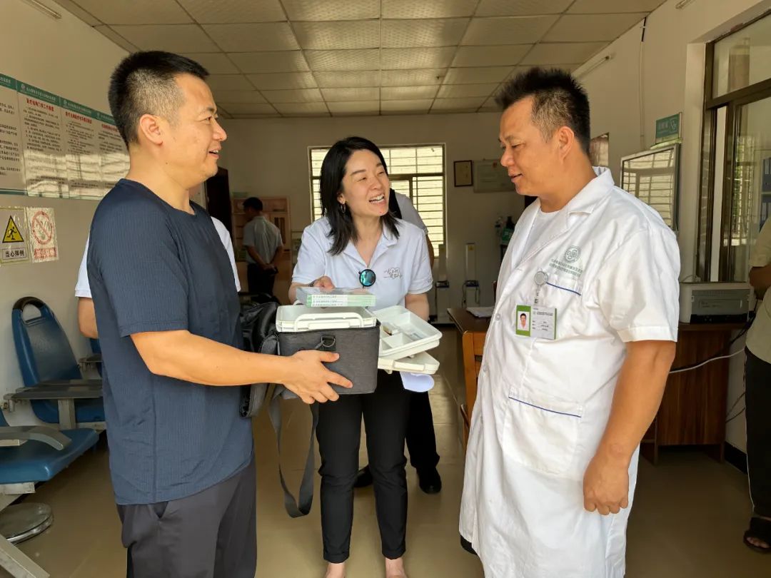 1714956689966623.jpg 攜手同行 助力海南白沙基層醫療發展5.jpg