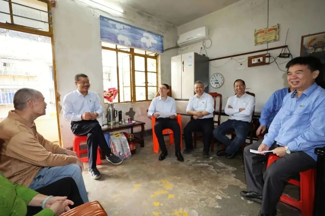 海南礦業開展新春慰問“送溫暖”活動